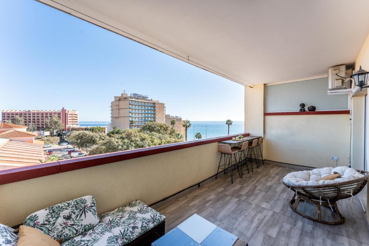 Apartamento Benalmadena Beachfront Retreat Big Balcony And City Sea Views Exterior foto