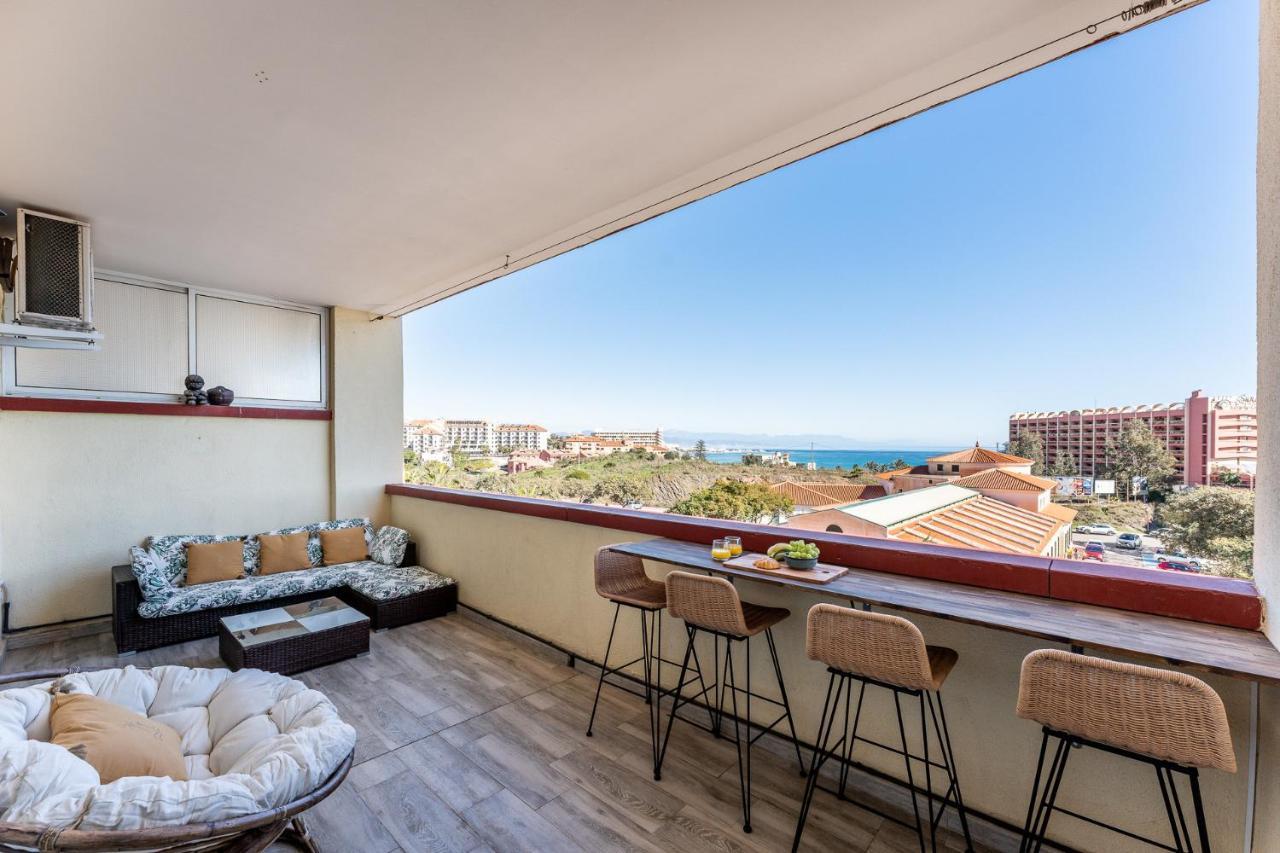 Apartamento Benalmadena Beachfront Retreat Big Balcony And City Sea Views Exterior foto